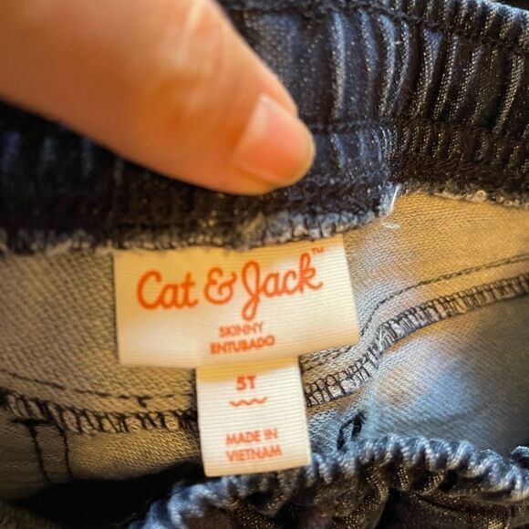 Cat & Jack Skinny Shorts - Picture 2 of 4